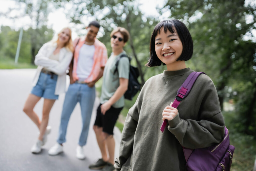 ロサンゼルスに留学して働くことを夢見る少女