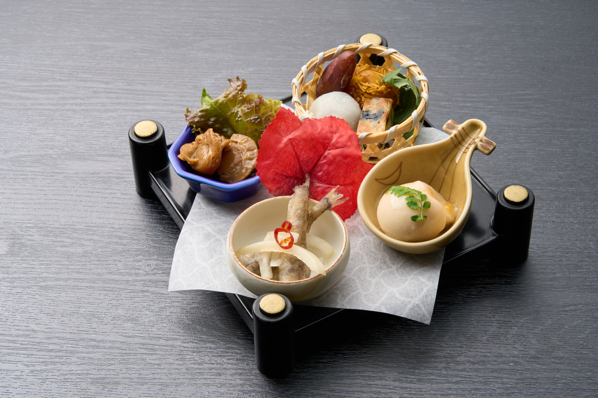 Japanese cuisine, assortment of 6 kinds of appetizers