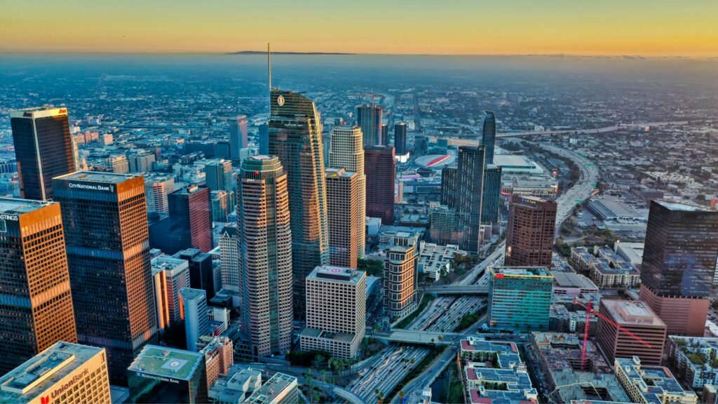 HRAIT DTLAチームによるダウンタウンロサンゼルスの仕事探し・人材探しサポート